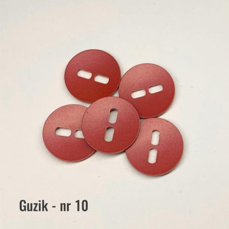 Guzik nr 10