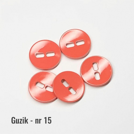 Guzik nr 15
