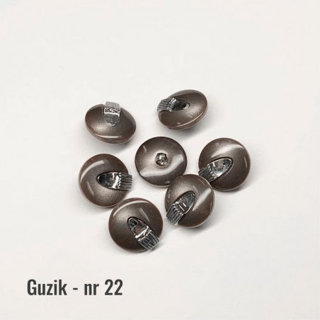 Guzik nr 22