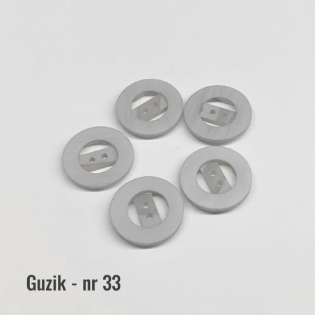 Guzik nr 33
