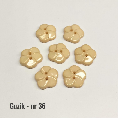 Guzik nr 36