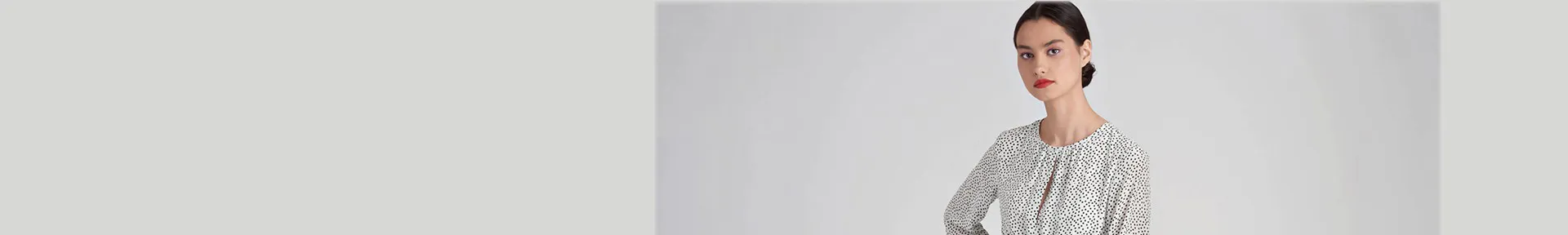 Kolekcja wykrojów ubrań dla kobiet